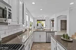 17646 W Statler Dr, Surprise, AZ 85388 - Photo 5