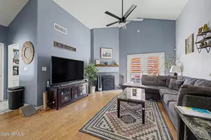529 E Kristal Way, Phoenix, AZ 85024 - Photo 11
