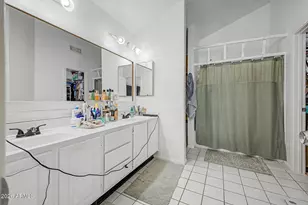 529 E Kristal Way, Phoenix, AZ 85024 - Photo 23
