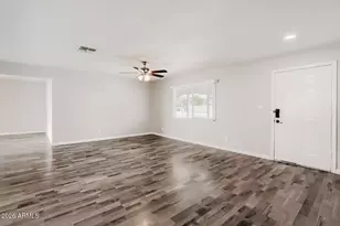 5755 W Sunnyside Dr, Glendale, AZ 85304 - Photo 7