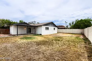 5755 W Sunnyside Dr, Glendale, AZ 85304 - Photo 31