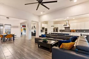 2080 E Aquarius Pl, Chandler, AZ 85249 - Photo 5