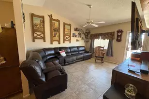 6826 W Canterbury Dr, Peoria, AZ 85345 - Photo 3