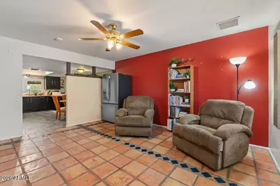 908 W Laguna Azul Avenue, Mesa, AZ 85210 - Photo 3