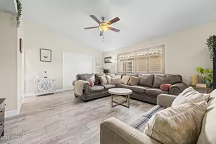 4138 E Tanglewood Dr, Phoenix, AZ 85048 - Photo 7