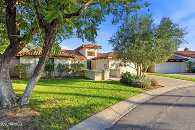 3187 E Berridge Lane, Phoenix, AZ 85016 - Photo 3