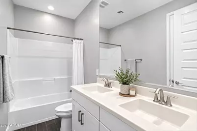 2916 W Brilliant Sky Drive, Phoenix, AZ 85085 - Photo 31