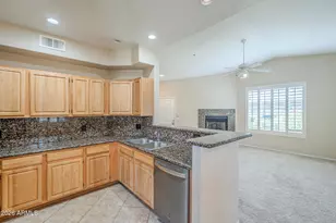 2929 W Yorkshire Dr, Phoenix, AZ 85027 - Photo 19