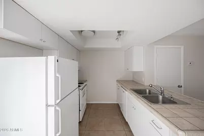 1077 W 1st Street #105, Tempe, AZ 85281 - Photo 11