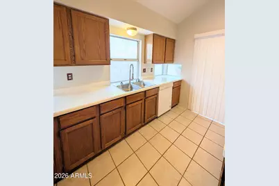 2325 E Lakecrest Drive, Gilbert, AZ 85234 - Photo 7
