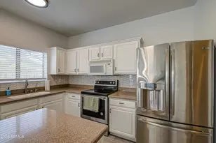 30084 N Desert Willow Blvd, San Tan Valley, AZ 85143 - Photo 9