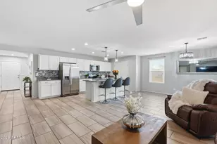 11679 N 165th Ln, Surprise, AZ 85388 - Photo 9