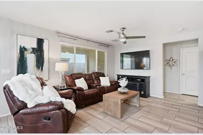 11679 N 165th Lane, Surprise, AZ 85388 - Photo 5