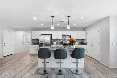 11679 N 165th Lane, Surprise, AZ 85388 - Photo 11