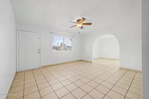6944 W Solano Dr N, Glendale, AZ 85303 - Photo 7