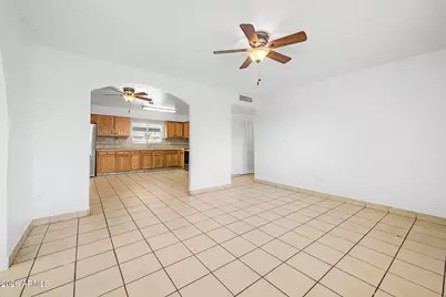6944 W Solano Drive N, Glendale, AZ 85303 - Photo 9