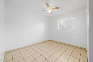 6944 W Solano Dr N, Glendale, AZ 85303 - Photo 21