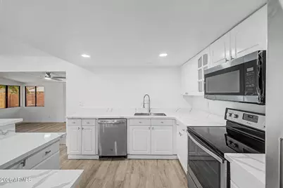 2613 E Michigan Avenue, Phoenix, AZ 85032 - Photo 13