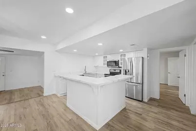2613 E Michigan Avenue, Phoenix, AZ 85032 - Photo 3