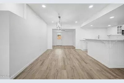 2613 E Michigan Avenue, Phoenix, AZ 85032 - Photo 11