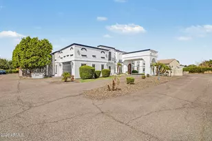 5619 N 83rd Ave, Glendale, AZ 85303 - Photo 5