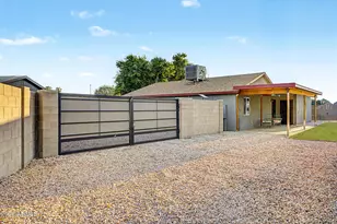 16 E Rice Dr, Tempe, AZ 85283 - Photo 49