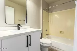 4607 E Abraham Ln, Phoenix, AZ 85050 - Photo 19