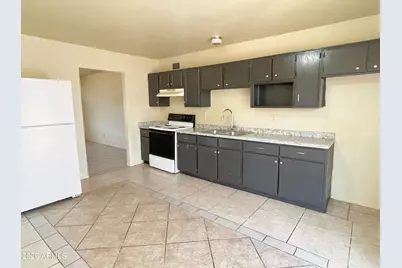 1602 W Fremont Road, Phoenix, AZ 85041 - Photo 3