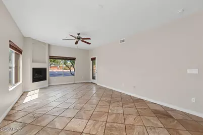 5350 E Deer Valley Drive #1252, Phoenix, AZ 85054 - Photo 17