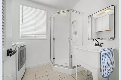 11001 W Granada Drive, Sun City, AZ 85373 - Photo 27