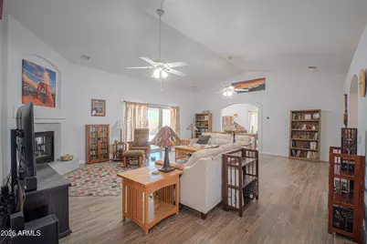 216 E Pebble Court, Casa Grande, AZ 85122 - Photo 9