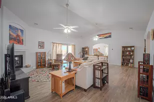 216 E Pebble Ct, Casa Grande, AZ 85122 - Photo 9