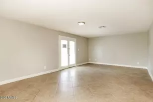 4512 N 81st Dr, Phoenix, AZ 85033 - Photo 3
