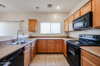 2646 S Southwind Drive, Gilbert, AZ 85295 - Photo 11