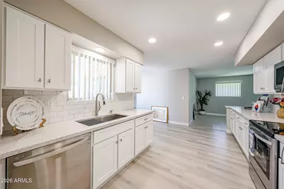 9212 N 107th Avenue, Sun City, AZ 85351 - Photo 5