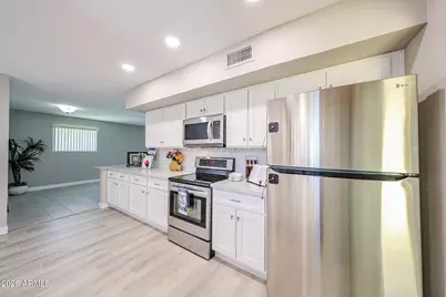9212 N 107th Avenue, Sun City, AZ 85351 - Photo 17