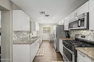 2344 W Mitchell Dr, Phoenix, AZ 85015 - Photo 5