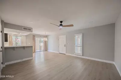 10407 N 10th Place #1, Phoenix, AZ 85020 - Photo 5