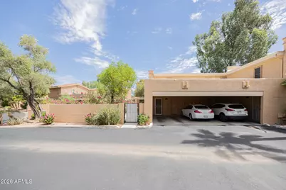 10407 N 10th Place #1, Phoenix, AZ 85020 - Photo 3