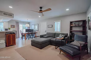 10407 N 10th Pl, Phoenix, AZ 85020 - Photo 9