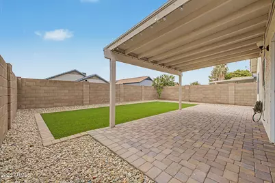 3035 W Covey Lane, Phoenix, AZ 85027 - Photo 27