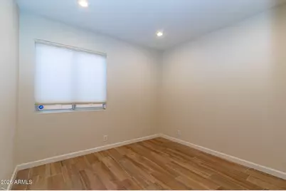 3226 E Wahalla Lane, Phoenix, AZ 85050 - Photo 17