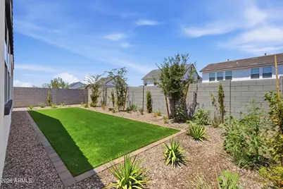 3276 W Emerald Road, San Tan Valley, AZ 85144 - Photo 23