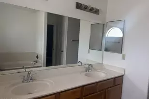 627 N Quartz St, Gilbert, AZ 85234 - Photo 19