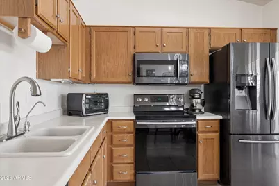 20000 N 108th Lane, Peoria, AZ 85373 - Photo 9