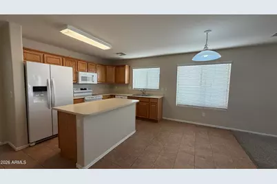 3905 E Cloudburst Drive, Gilbert, AZ 85297 - Photo 3