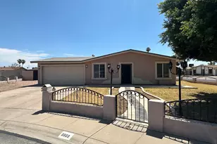 5603 N 69th Ln, Glendale, AZ 85303 - Photo 1