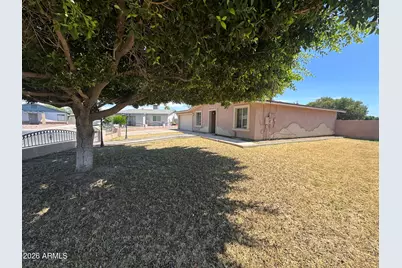 5603 N 69th Lane, Glendale, AZ 85303 - Photo 3