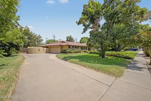 3122 E Monterosa St, Phoenix, AZ 85016 - Photo 3