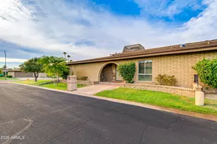 1106 E Wagon Wheel Dr, Phoenix, AZ 85020 - Photo 3